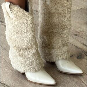 Brand new never worn faux fur foldover boot pointed toe, stacked block heel